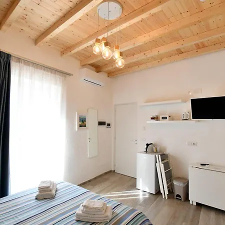 Mirada Gasthuis Mola di Bari